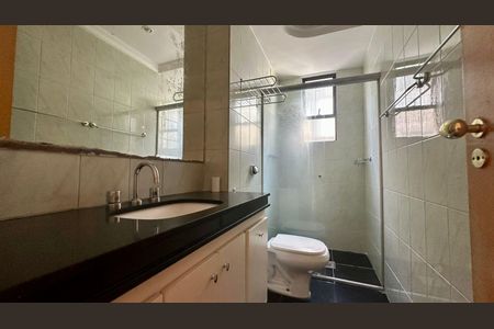 Apartamento à venda com 140m², 4 quartos e 3 vagasBanheiro 