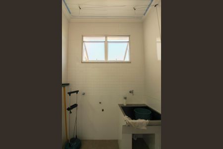 Apartamento para alugar com 73m², 2 quartos e 1 vagaÁrea de Serviço