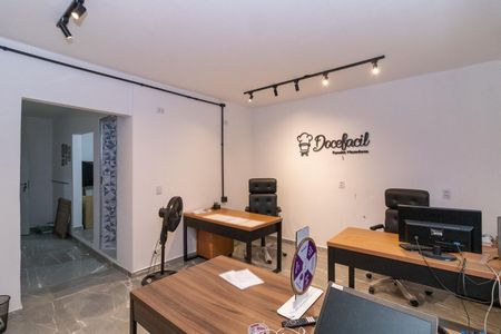 Casa à venda com 5 quartos, 312m² em Jardim Santa Teresinha, São Paulo