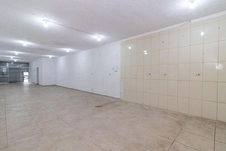 Casa à venda com 312m², 5 quartos e 6 vagas