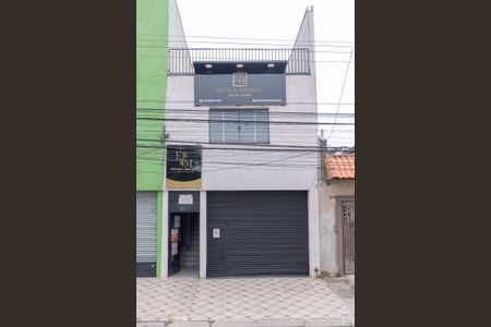 Casa à venda com 312m², 5 quartos e 6 vagas Casa à venda com 312m², 5 quartos e 6 vagasFachada