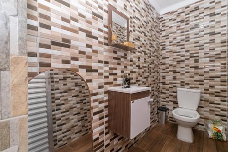 Casa à venda com 312m², 5 quartos e 6 vagas