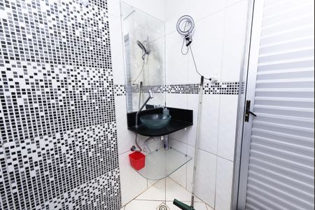 Casa à venda com 360m², 6 quartos e 3 vagasBanheiro