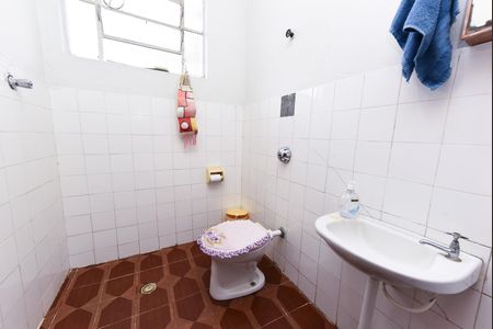 Casa à venda com 360m², 6 quartos e 3 vagasBanheiro 1