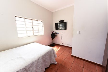 Casa à venda com 360m², 6 quartos e 3 vagasQuarto 4