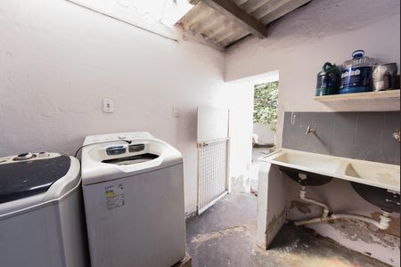 Casa à venda com 360m², 6 quartos e 3 vagasLavanderia