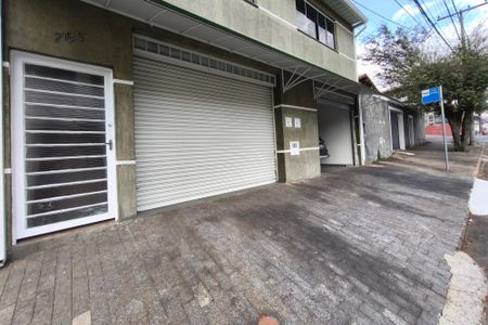 Casa para alugar com 205m², 3 quartos e 1 vagaFachada