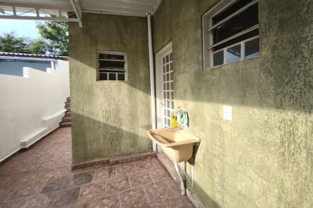 Casa para alugar com 205m², 3 quartos e 1 vagaÁrea de Serviço