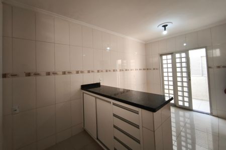 Casa para alugar com 205m², 3 quartos e 1 vagaCozinha