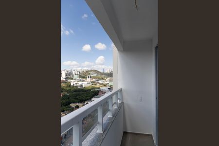 Apartamento à venda com 59m², 3 quartos e 2 vagas Apartamento à venda com 59m², 3 quartos e 2 vagasVaranda