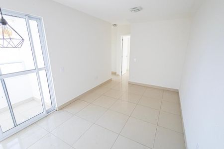 Sala de apartamento para alugar com 2 quartos, 55m² em Planalto, Belo Horizonte