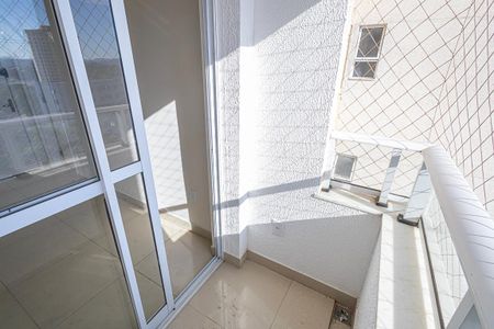 Varanda de apartamento para alugar com 2 quartos, 55m² em Planalto, Belo Horizonte