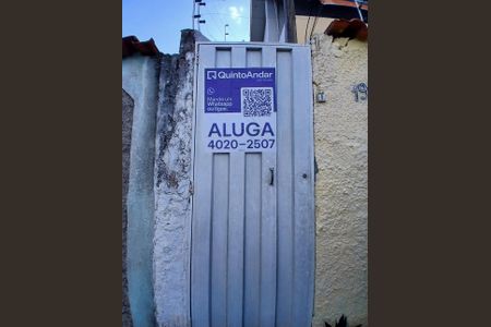 Casa para alugar com 80m², 3 quartos e sem vagaFachada