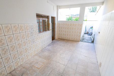 Casa para alugar com 80m², 3 quartos e sem vagaArea de serviço