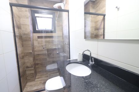 Banheiro de kitnet/studio para alugar com 1 quarto, 30m² em Vila Nova, Novo Hamburgo