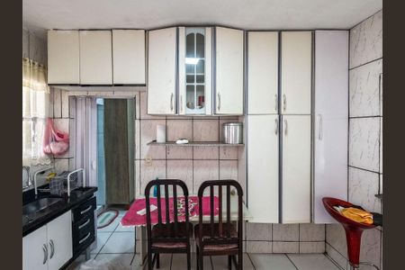 Casa para alugar com 97m², 2 quartos e sem vagaCozinha