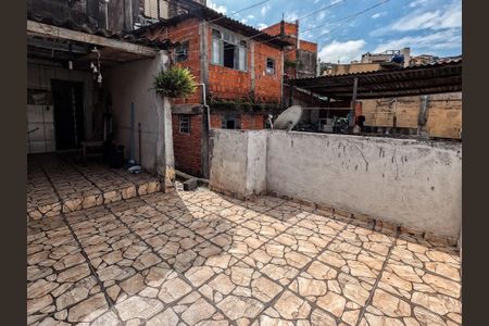 Casa para alugar com 97m², 2 quartos e sem vagaÁrea de serviço