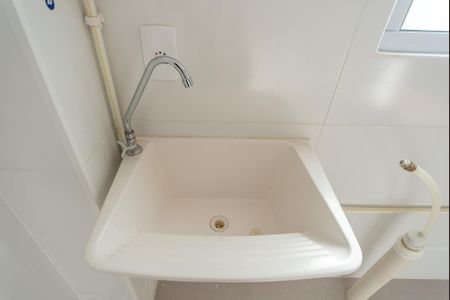Área de Serviço de apartamento para alugar com 2 quartos, 42m² em Jardim Krahe, Viamão