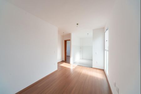 Sala de apartamento para alugar com 2 quartos, 42m² em Jardim Krahe, Viamão