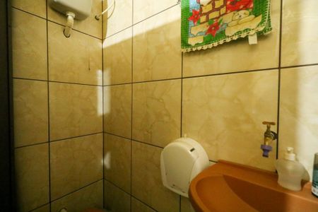Casa à venda com 65m², 3 quartos e 2 vagas Casa à venda com 65m², 3 quartos e 2 vagasLavabo da Garagem 1