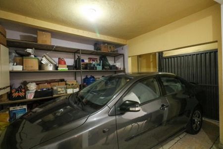 Casa à venda com 65m², 3 quartos e 2 vagas Casa à venda com 65m², 3 quartos e 2 vagasGaragem 1