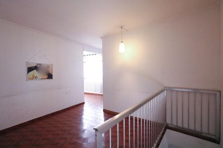 Casa à venda com 65m², 3 quartos e 2 vagas Casa à venda com 65m², 3 quartos e 2 vagasSala - Piso Superior