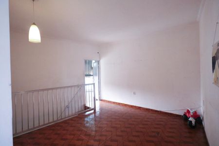 Casa à venda com 65m², 3 quartos e 2 vagas Casa à venda com 65m², 3 quartos e 2 vagasSala - Piso Superior