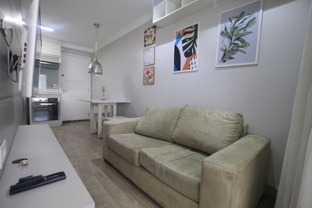Sala de apartamento para alugar com 1 quarto, 36m² em Cambuci, São Paulo