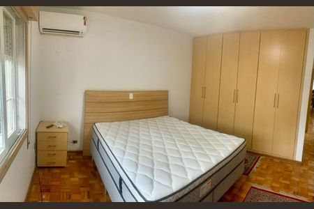 Foto 12 de casa à venda com 3 quartos, 160m² em Vila Congonhas, São Paulo