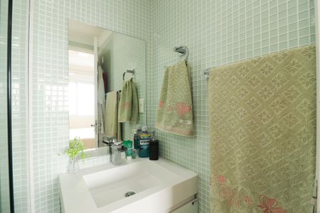 Apartamento à venda com 67m², 2 quartos e 1 vagaBanheiro da Suíte