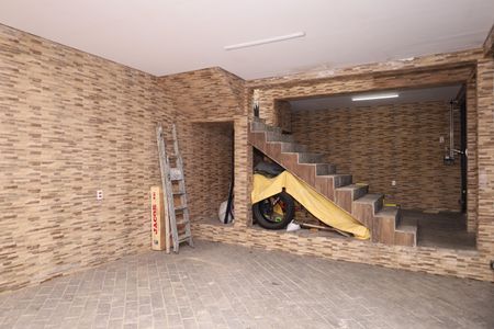 Casa para alugar com 300m², 6 quartos e 3 vagasGaragem