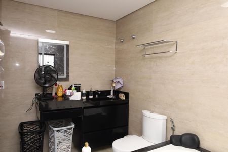 Casa para alugar com 300m², 6 quartos e 3 vagasBanheiro 1 -  Suíte (Quarto 6)