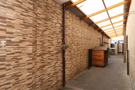 Casa para alugar com 300m², 6 quartos e 3 vagasQuintal
