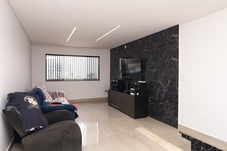 Casa para alugar com 300m², 6 quartos e 3 vagasSala 2
