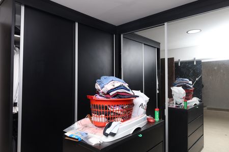Casa para alugar com 300m², 6 quartos e 3 vagasQuarto 6 - Closet