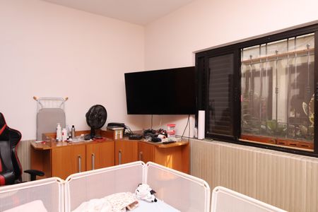 Casa para alugar com 300m², 6 quartos e 3 vagasQuarto 2