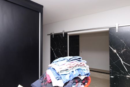 Casa para alugar com 300m², 6 quartos e 3 vagasQuarto 6 - Closet