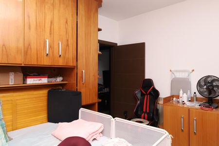 Casa para alugar com 300m², 6 quartos e 3 vagasQuarto 2