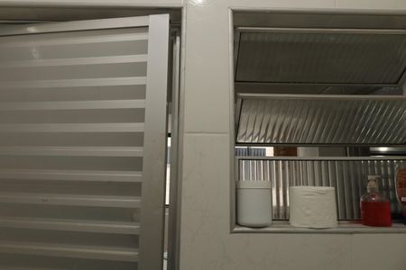 Casa para alugar com 300m², 6 quartos e 3 vagasBanheiro 5
