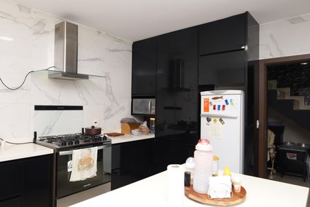 Casa para alugar com 300m², 6 quartos e 3 vagasCozinha