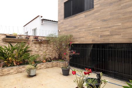 Casa para alugar com 300m², 6 quartos e 3 vagasVaranda