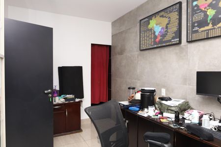 Casa para alugar com 300m², 6 quartos e 3 vagasQuarto 3 - Suíte