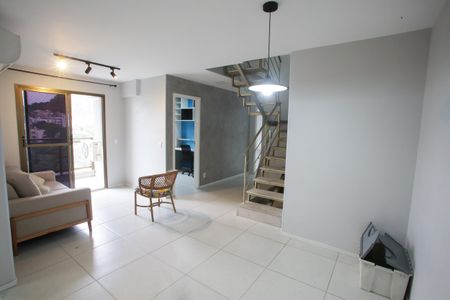 Sala de apartamento para alugar com 3 quartos, 116m² em Freguesia (jacarepaguá), Rio de Janeiro