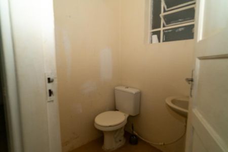 Casa para alugar com 160m², 4 quartos e 2 vagasBanheiro 2