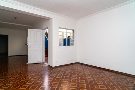 Casa para alugar com 160m², 4 quartos e 2 vagasSala