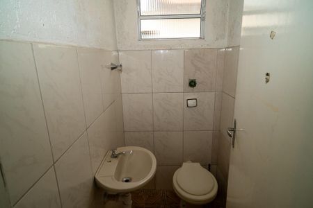 Casa para alugar com 160m², 4 quartos e 2 vagasLavabo da Edícula