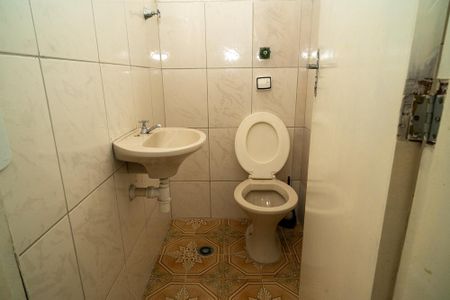 Casa para alugar com 160m², 4 quartos e 2 vagasLavabo da Edícula