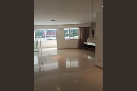 Apartamento para alugar com 154m², 3 quartos e 2 vagasSala