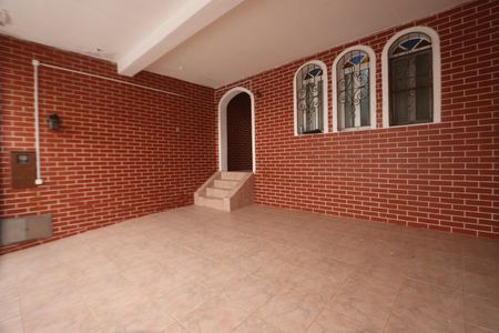 Casa à venda com 133m², 3 quartos e 2 vagasGaragem