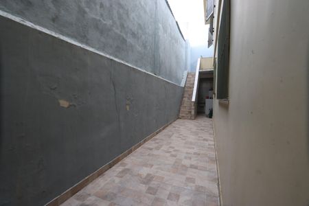 Casa à venda com 133m², 3 quartos e 2 vagasCorredor Lateral